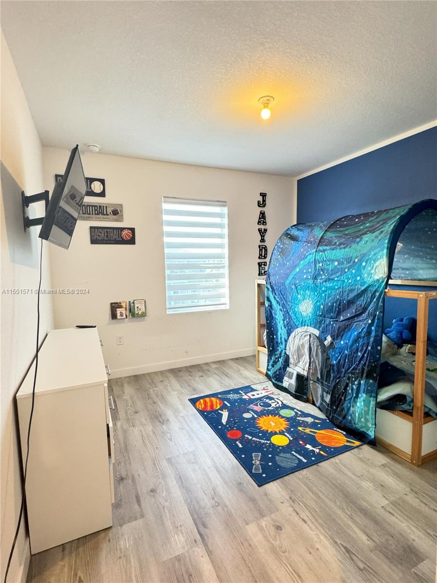 913 18th St, Homestead, FL, 33034 United States, 3 Bedrooms Bedrooms, ,2 BathroomsBathrooms,Residential,For Sale,18th St,A11551571