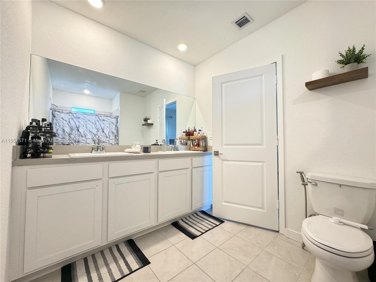 913 18th St, Homestead, FL, 33034 United States, 3 Bedrooms Bedrooms, ,2 BathroomsBathrooms,Residential,For Sale,18th St,A11551571