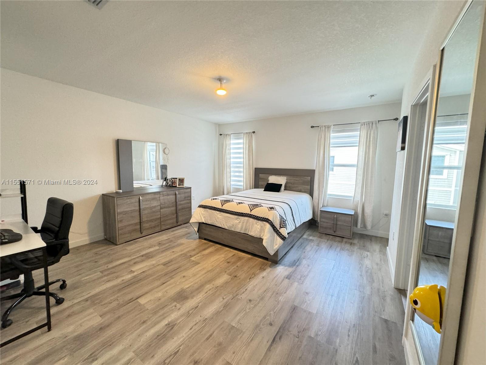 913 18th St, Homestead, FL, 33034 United States, 3 Bedrooms Bedrooms, ,2 BathroomsBathrooms,Residential,For Sale,18th St,A11551571
