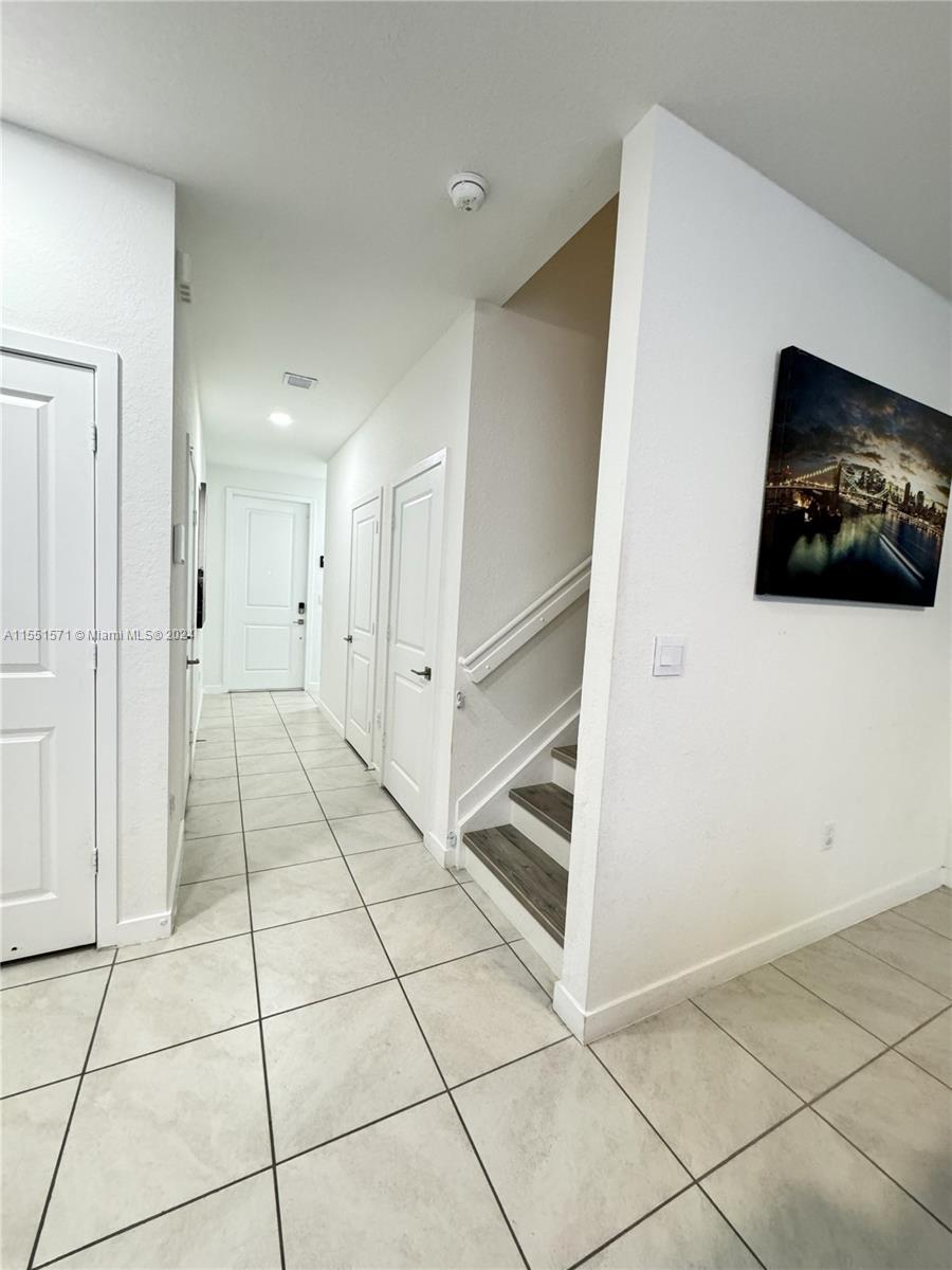 913 18th St, Homestead, FL, 33034 United States, 3 Bedrooms Bedrooms, ,2 BathroomsBathrooms,Residential,For Sale,18th St,A11551571