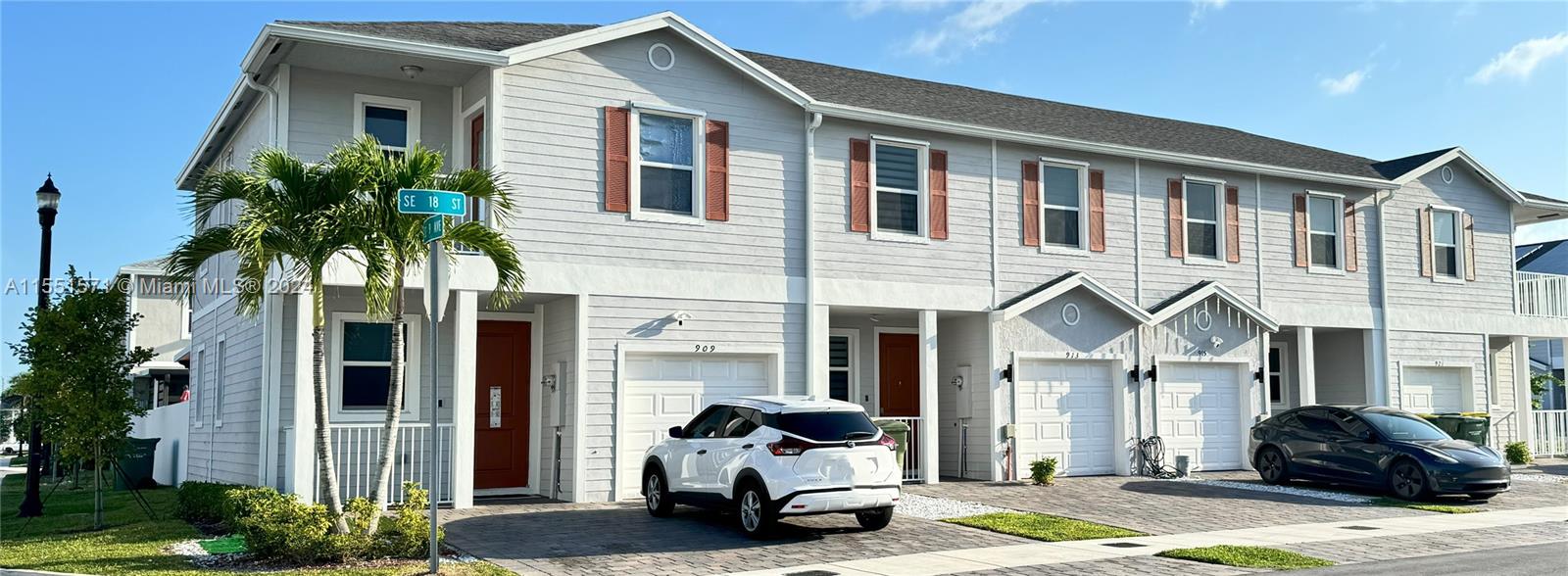 913 18th St, Homestead, FL, 33034 United States, 3 Bedrooms Bedrooms, ,2 BathroomsBathrooms,Residential,For Sale,18th St,A11551571