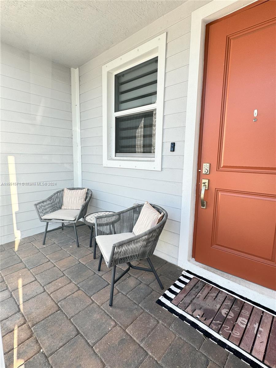 913 18th St, Homestead, FL, 33034 United States, 3 Bedrooms Bedrooms, ,2 BathroomsBathrooms,Residential,For Sale,18th St,A11551571