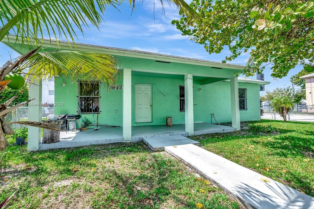 1858 1st Pl, Miami, FL, 33136 United States, 3 Bedrooms Bedrooms, ,1 BathroomBathrooms,Residential,For Sale,1st Pl,A11551286