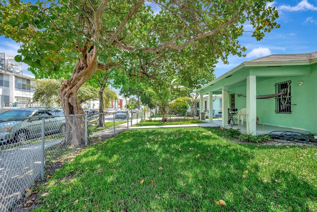 1858 1st Pl, Miami, FL, 33136 United States, 3 Bedrooms Bedrooms, ,1 BathroomBathrooms,Residential,For Sale,1st Pl,A11551286
