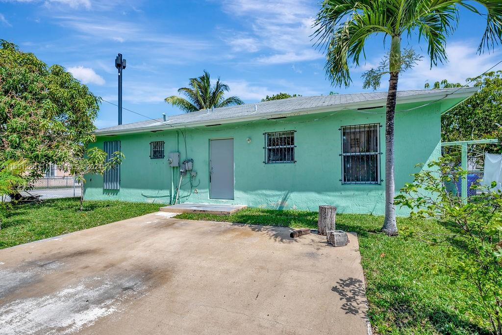 1858 1st Pl, Miami, FL, 33136 United States, 3 Bedrooms Bedrooms, ,1 BathroomBathrooms,Residential,For Sale,1st Pl,A11551286