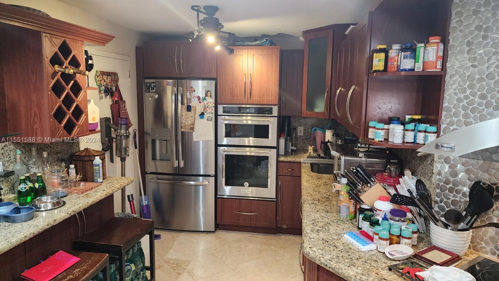 6039 Collins Ave 708, Miami Beach, Florida 33140, 4 Bedrooms Bedrooms, ,2 BathroomsBathrooms,Residential,For Sale,6039 Collins Ave 708,A11551588