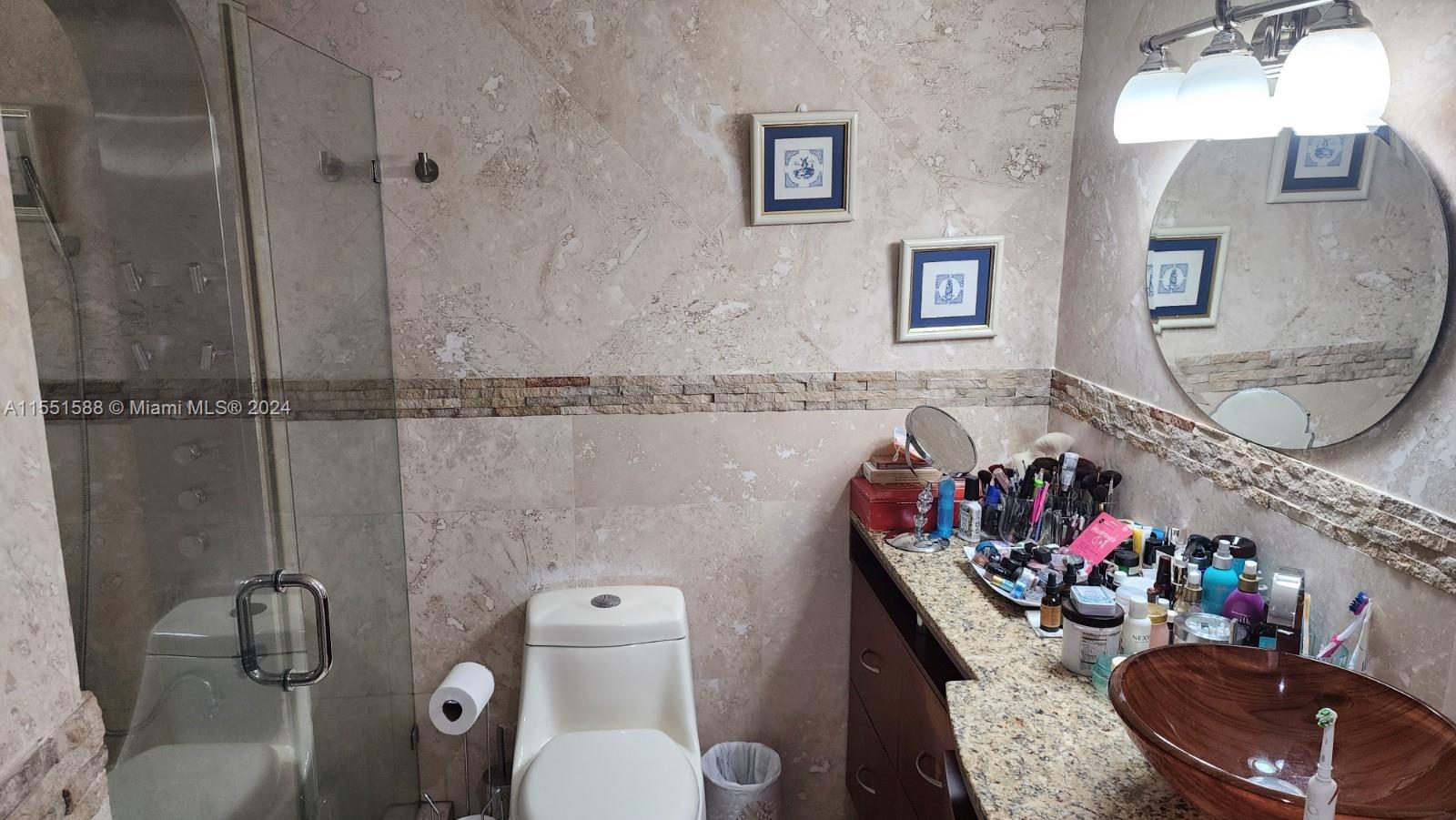6039 Collins Ave 708, Miami Beach, Florida 33140, 4 Bedrooms Bedrooms, ,2 BathroomsBathrooms,Residential,For Sale,6039 Collins Ave 708,A11551588