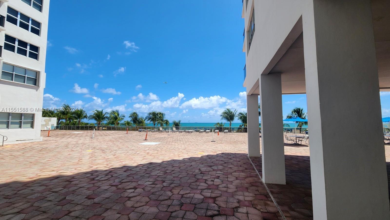 6039 Collins Ave 708, Miami Beach, Florida 33140, 4 Bedrooms Bedrooms, ,2 BathroomsBathrooms,Residential,For Sale,6039 Collins Ave 708,A11551588