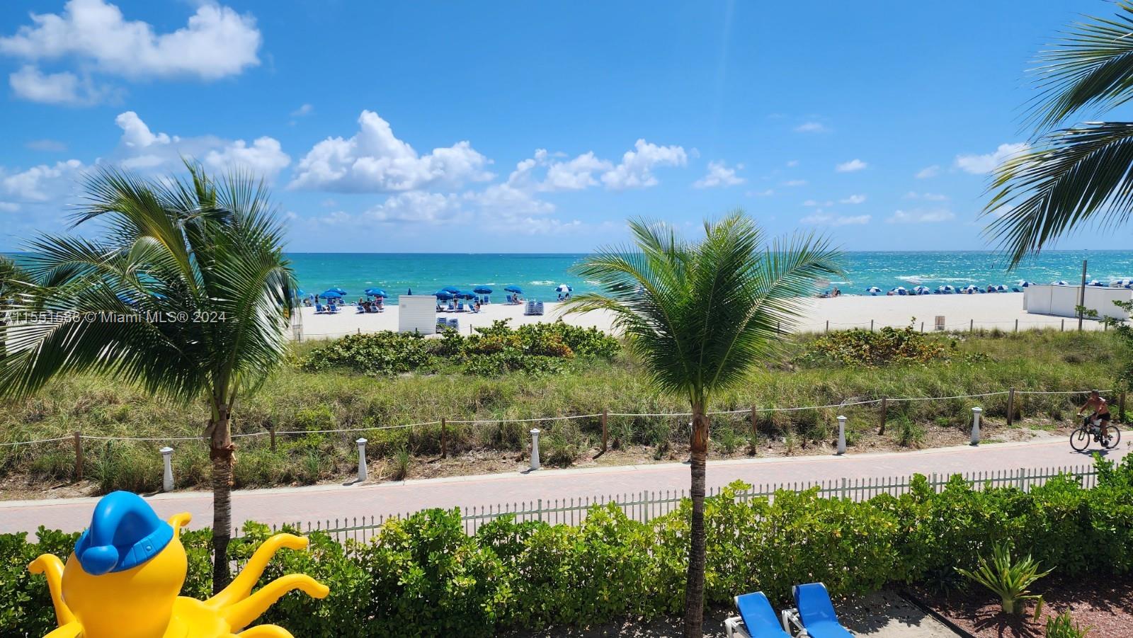 6039 Collins Ave, Miami Beach, FL, 33140 United States, 4 Bedrooms Bedrooms, ,2 BathroomsBathrooms,Residential,For Sale,Collins Ave,A11551588