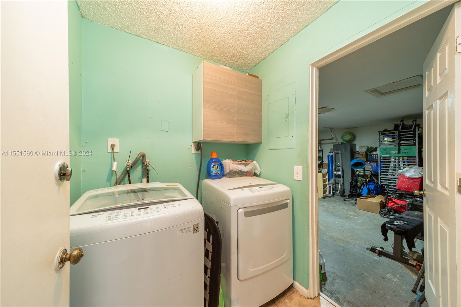13416 108th St Cir N, Miami, FL, 33186 United States, 3 Bedrooms Bedrooms, ,2 BathroomsBathrooms,Residential,For Sale,108th St Cir N,A11551580