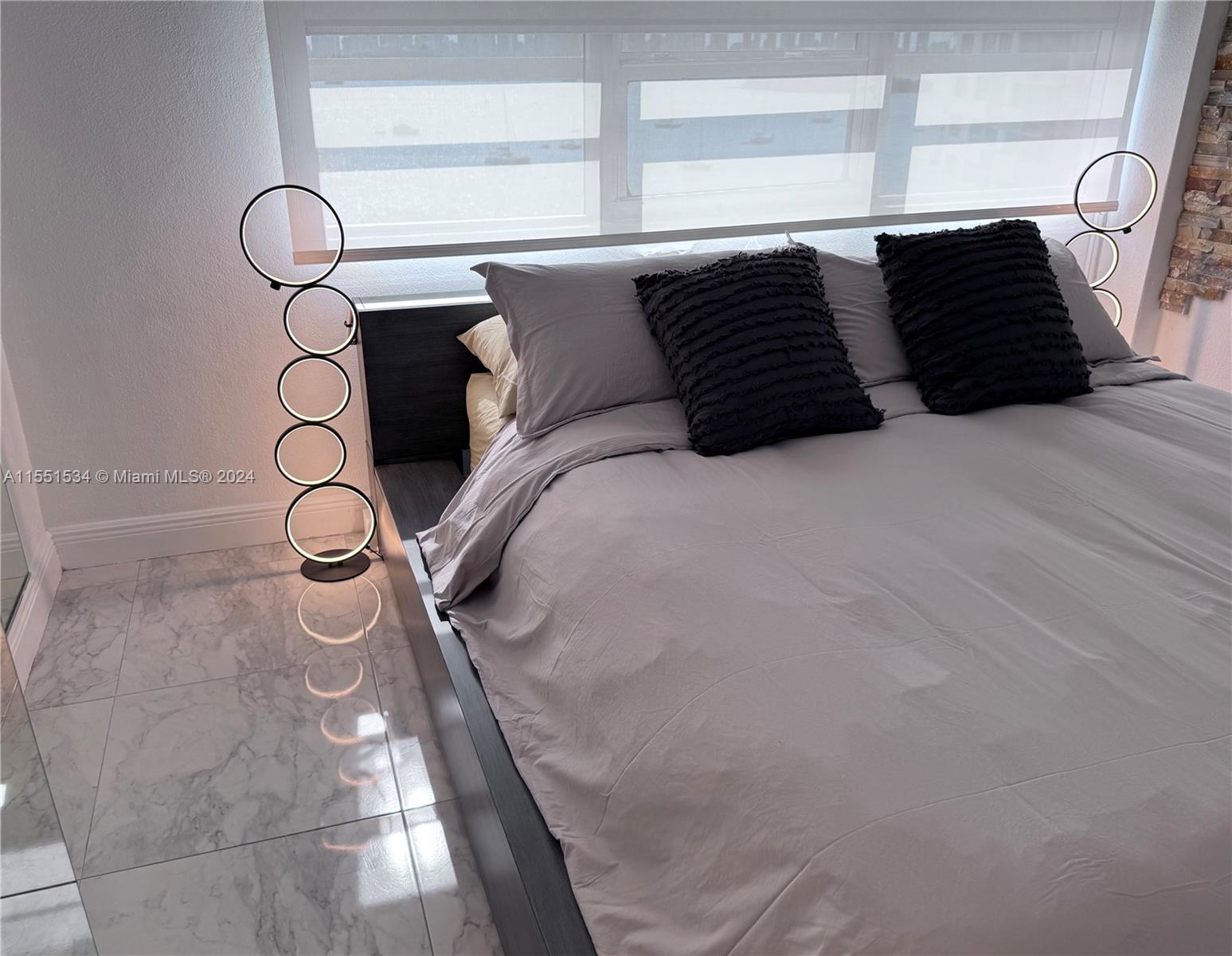 1500 Bay Rd 920S, Miami Beach, Florida 33139, 1 Bedroom Bedrooms, ,1 BathroomBathrooms,Residentiallease,For Rent,1500 Bay Rd 920S,A11551534