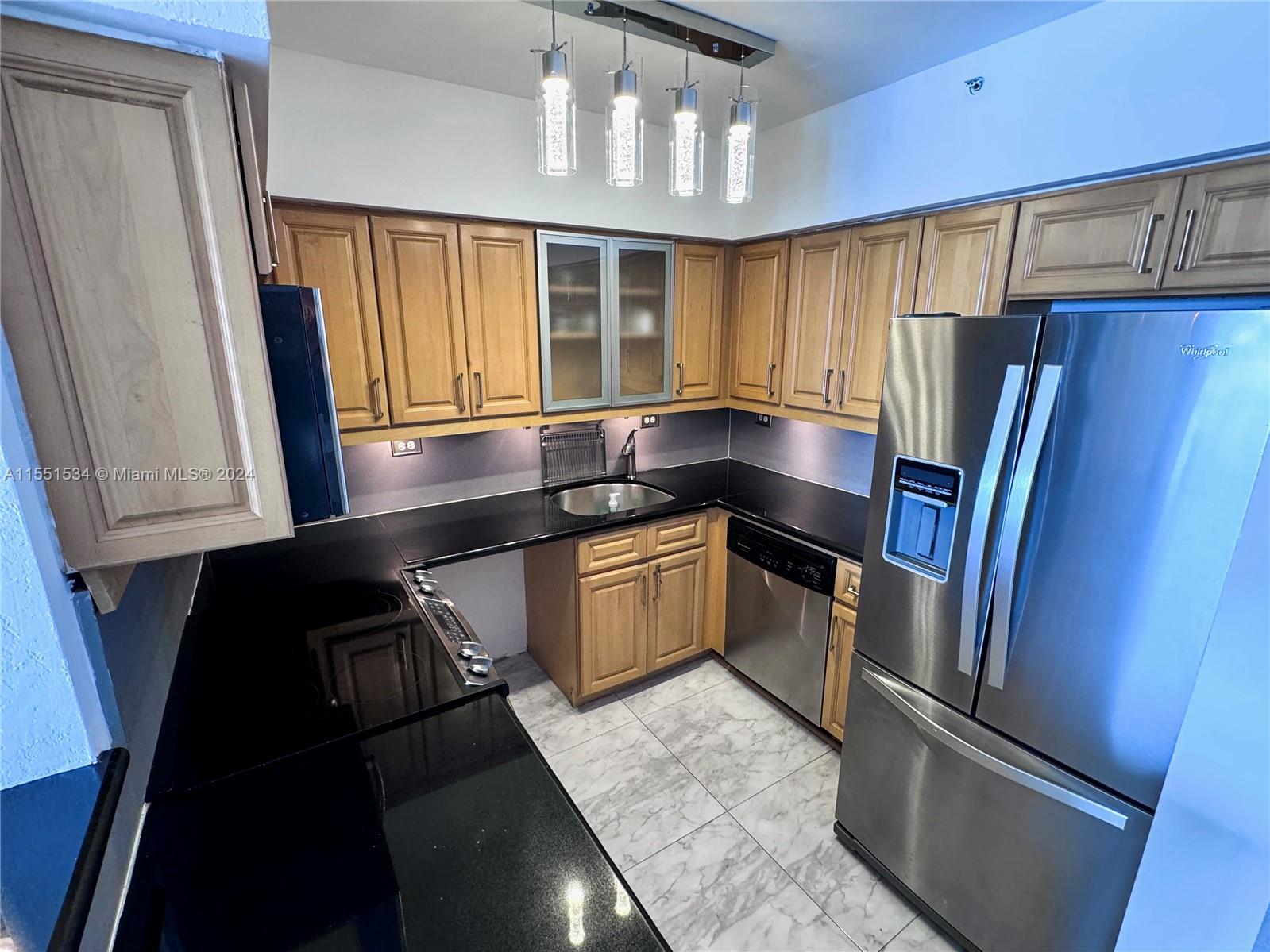 1500 Bay Rd 920S, Miami Beach, Florida 33139, 1 Bedroom Bedrooms, ,1 BathroomBathrooms,Residentiallease,For Rent,1500 Bay Rd 920S,A11551534