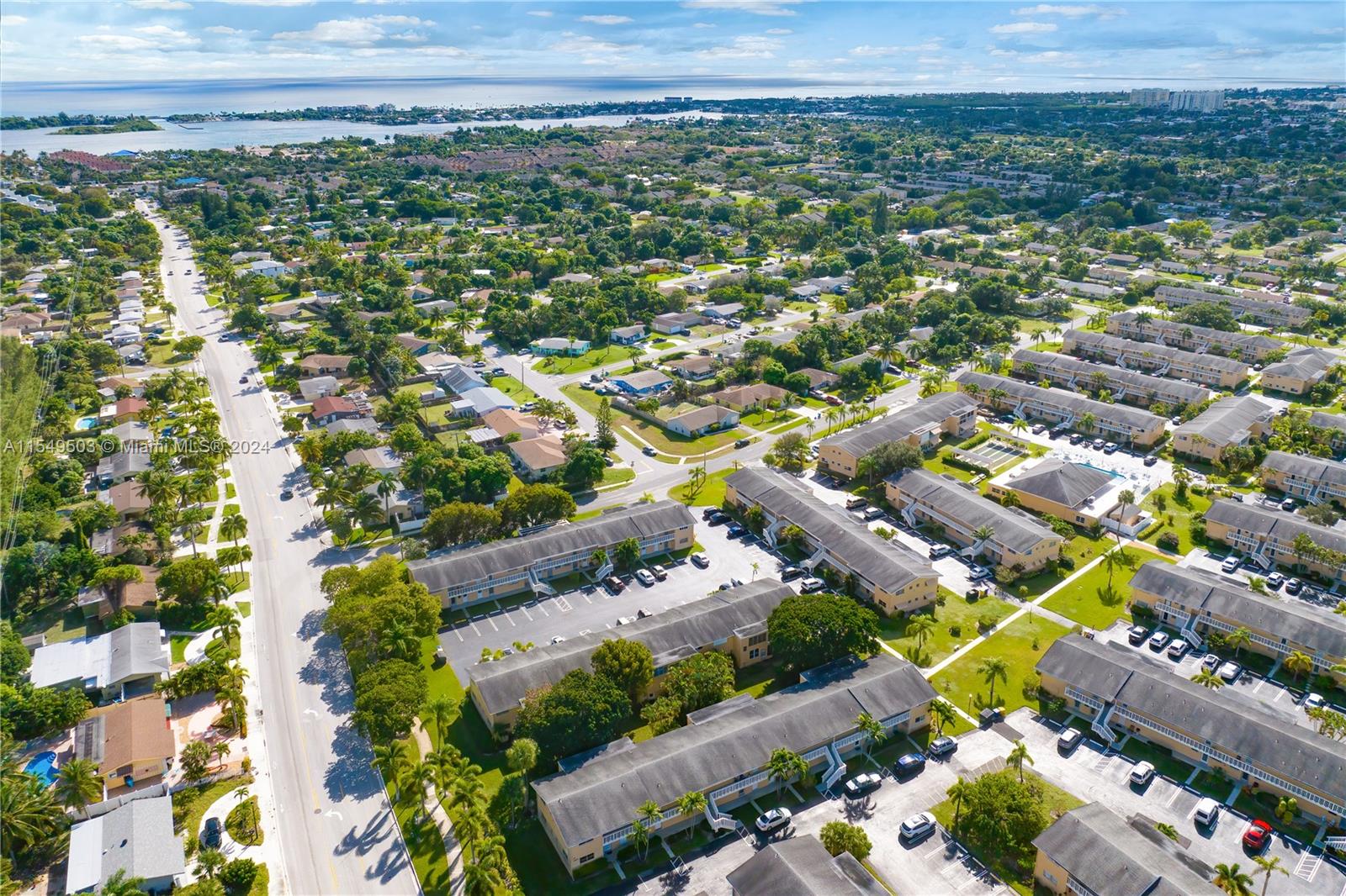 2191 1st Court, Boynton Beach, FL, 33435 United States, 1 Bedroom Bedrooms, ,1 BathroomBathrooms,Residential,For Sale,1st Court,A11549503