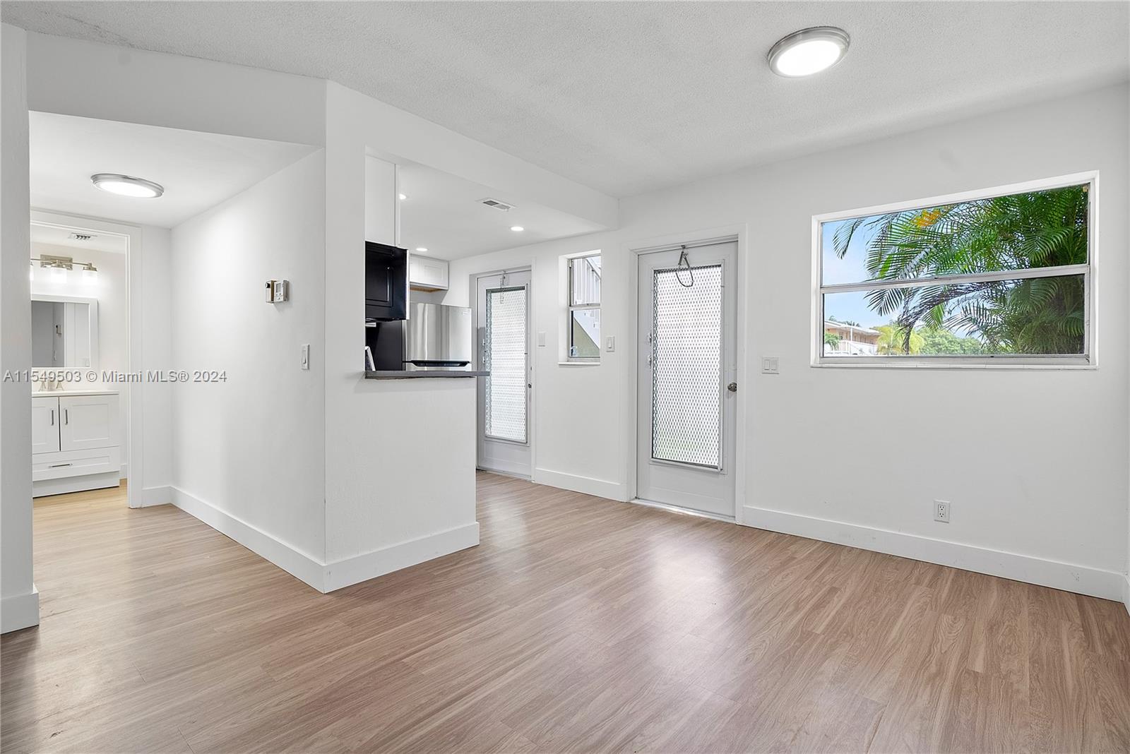 2191 1st Court, Boynton Beach, FL, 33435 United States, 1 Bedroom Bedrooms, ,1 BathroomBathrooms,Residential,For Sale,1st Court,A11549503