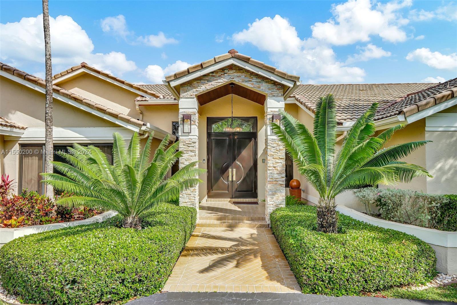 9991 127th Ter, Miami, FL, 33176 United States, 5 Bedrooms Bedrooms, ,4 BathroomsBathrooms,Residential,For Sale,127th Ter,A11550200