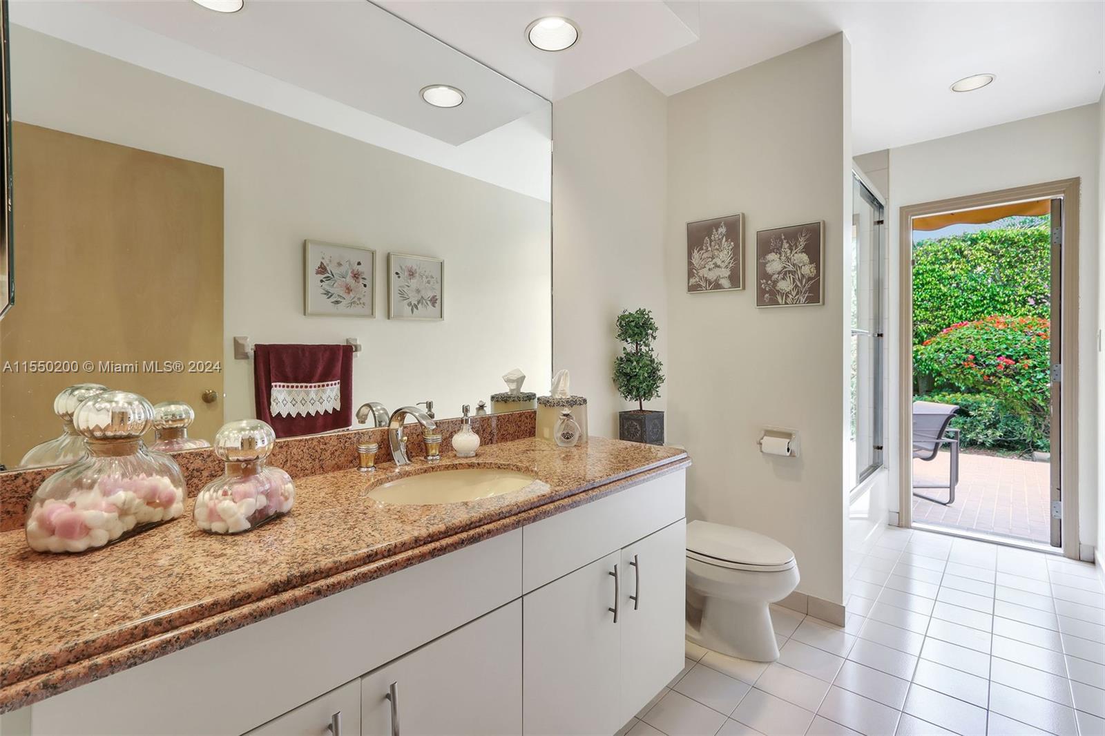 9991 127th Ter, Miami, FL, 33176 United States, 5 Bedrooms Bedrooms, ,4 BathroomsBathrooms,Residential,For Sale,127th Ter,A11550200