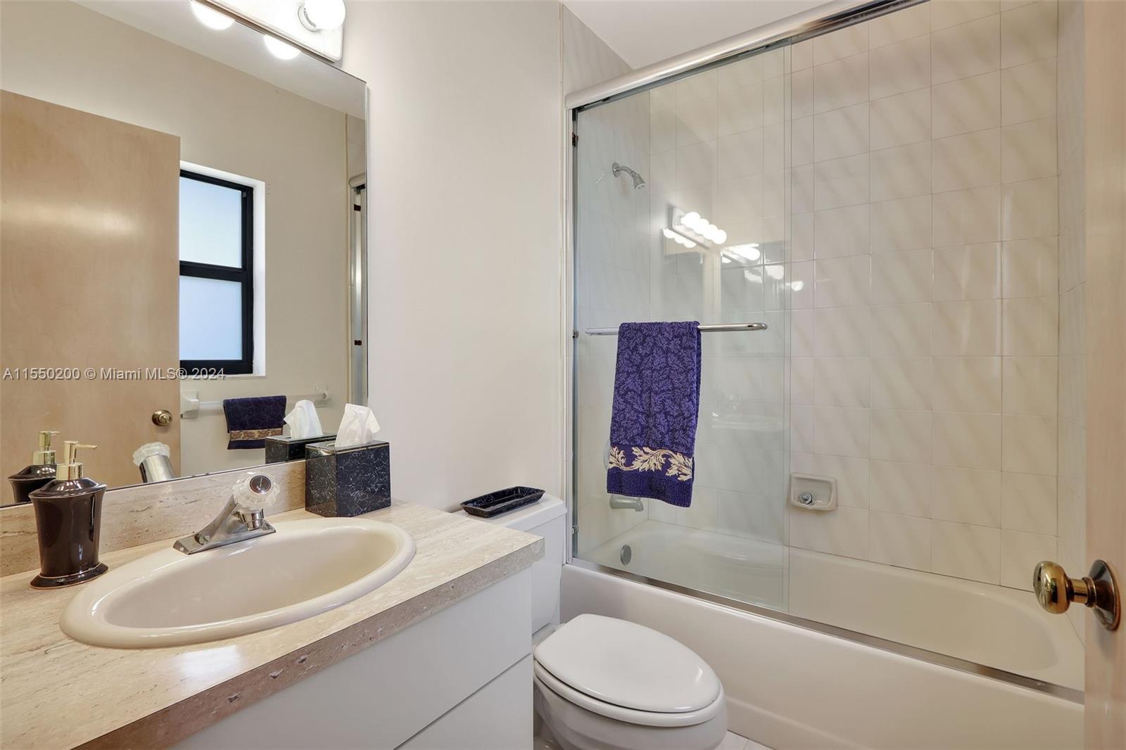 9991 127th Ter, Miami, FL, 33176 United States, 5 Bedrooms Bedrooms, ,4 BathroomsBathrooms,Residential,For Sale,127th Ter,A11550200
