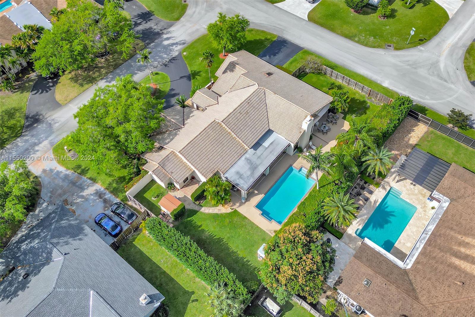 9991 127th Ter, Miami, FL, 33176 United States, 5 Bedrooms Bedrooms, ,4 BathroomsBathrooms,Residential,For Sale,127th Ter,A11550200