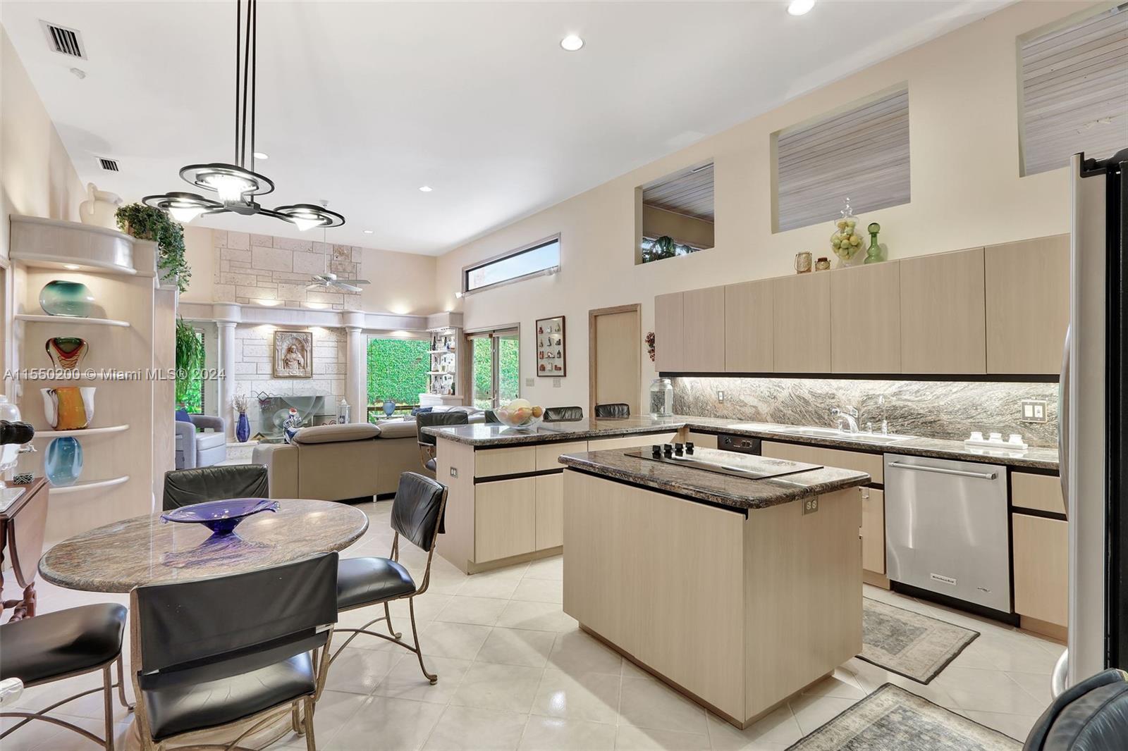 9991 127th Ter, Miami, FL, 33176 United States, 5 Bedrooms Bedrooms, ,4 BathroomsBathrooms,Residential,For Sale,127th Ter,A11550200