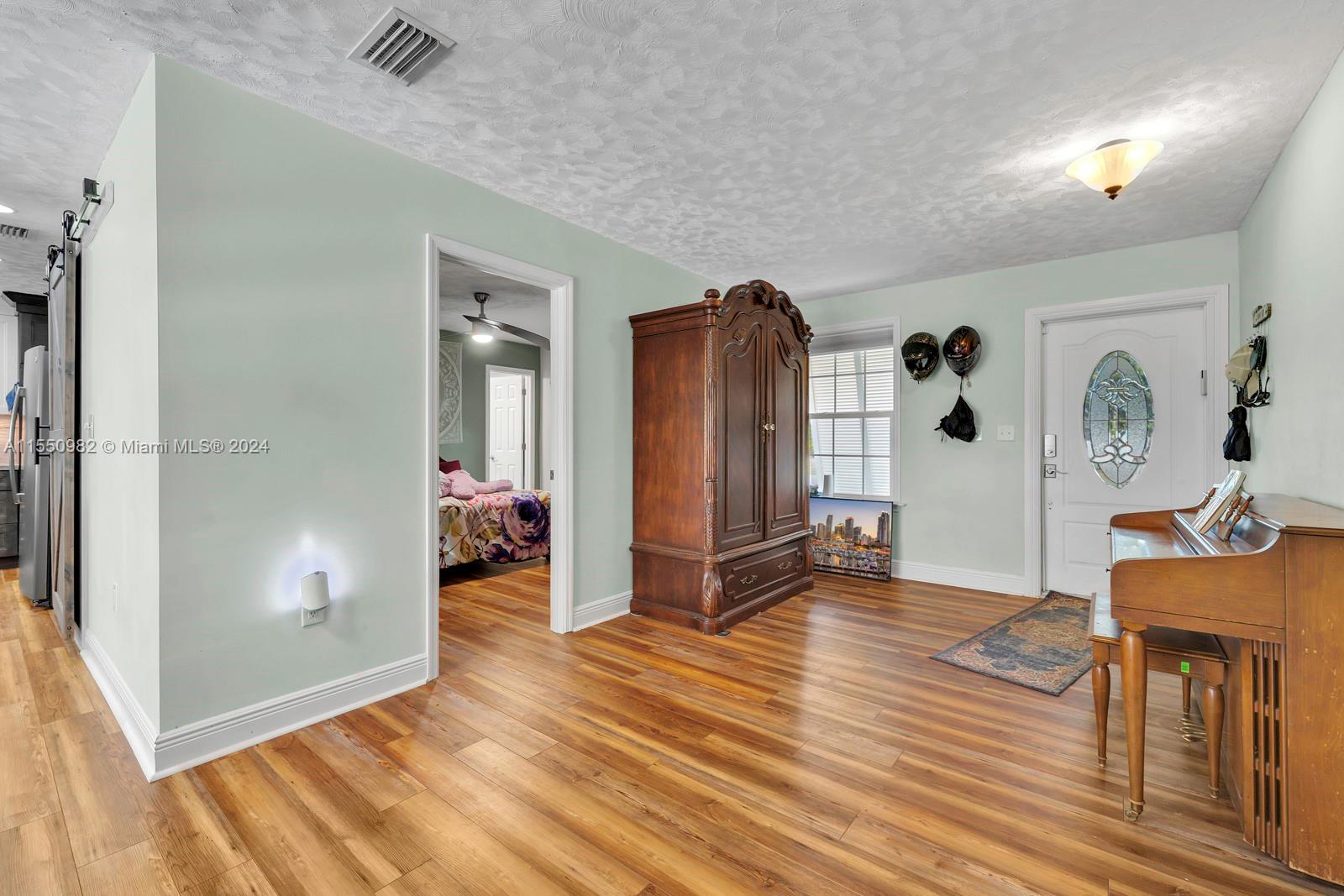 27440 165th Ave, Homestead, FL, 33031 United States, 4 Bedrooms Bedrooms, ,3 BathroomsBathrooms,Residential,For Sale,165th Ave,A11550982
