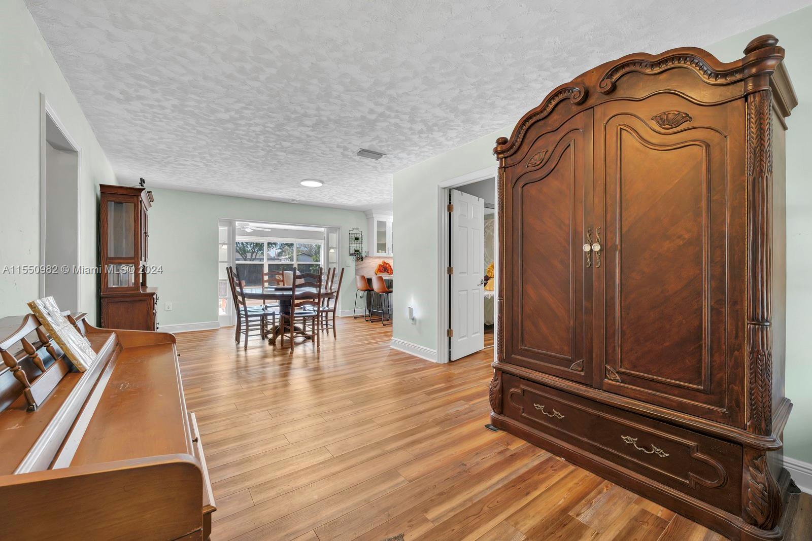27440 165th Ave, Homestead, FL, 33031 United States, 4 Bedrooms Bedrooms, ,3 BathroomsBathrooms,Residential,For Sale,165th Ave,A11550982