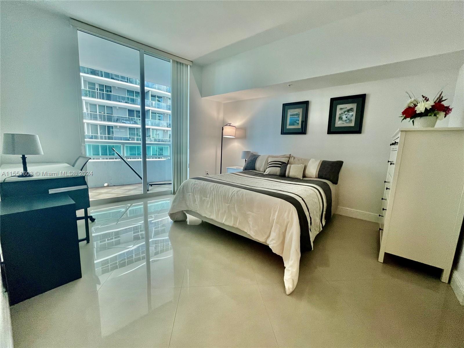 1800 N Bayshore Dr 814, Miami, Florida 33132, 2 Bedrooms Bedrooms, ,2 BathroomsBathrooms,Residentiallease,For Rent,1800 N Bayshore Dr 814,A11551603