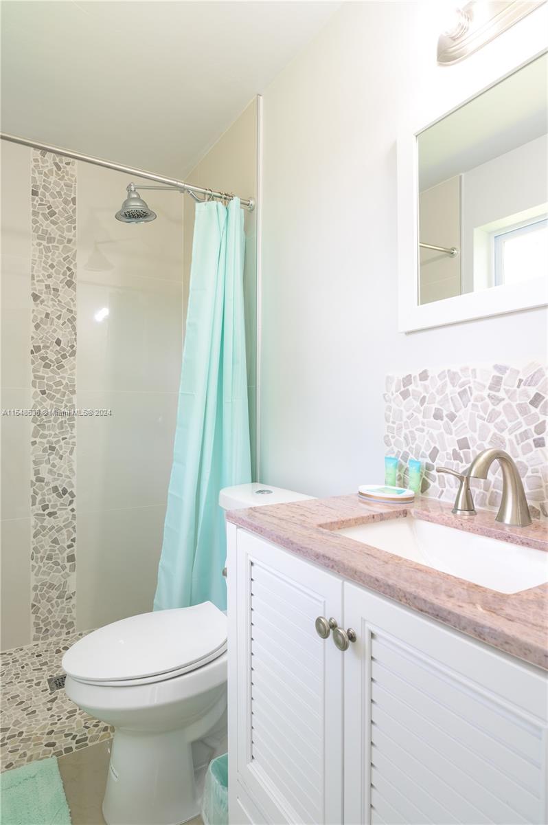 80 40th St, Oakland Park, FL, 33309 United States, 3 Bedrooms Bedrooms, ,2 BathroomsBathrooms,Residential,For Sale,40th St,A11548538