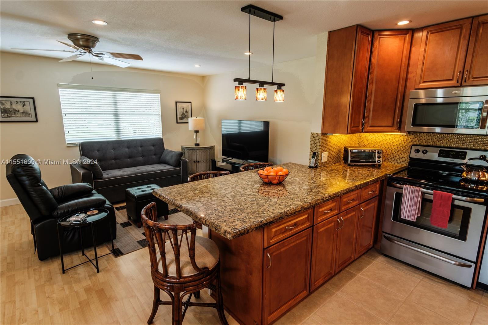 334 Tuscany F, Delray Beach, FL, 33446 United States, 1 Bedroom Bedrooms, ,2 BathroomsBathrooms,Residential,For Sale,Tuscany F,A11551609