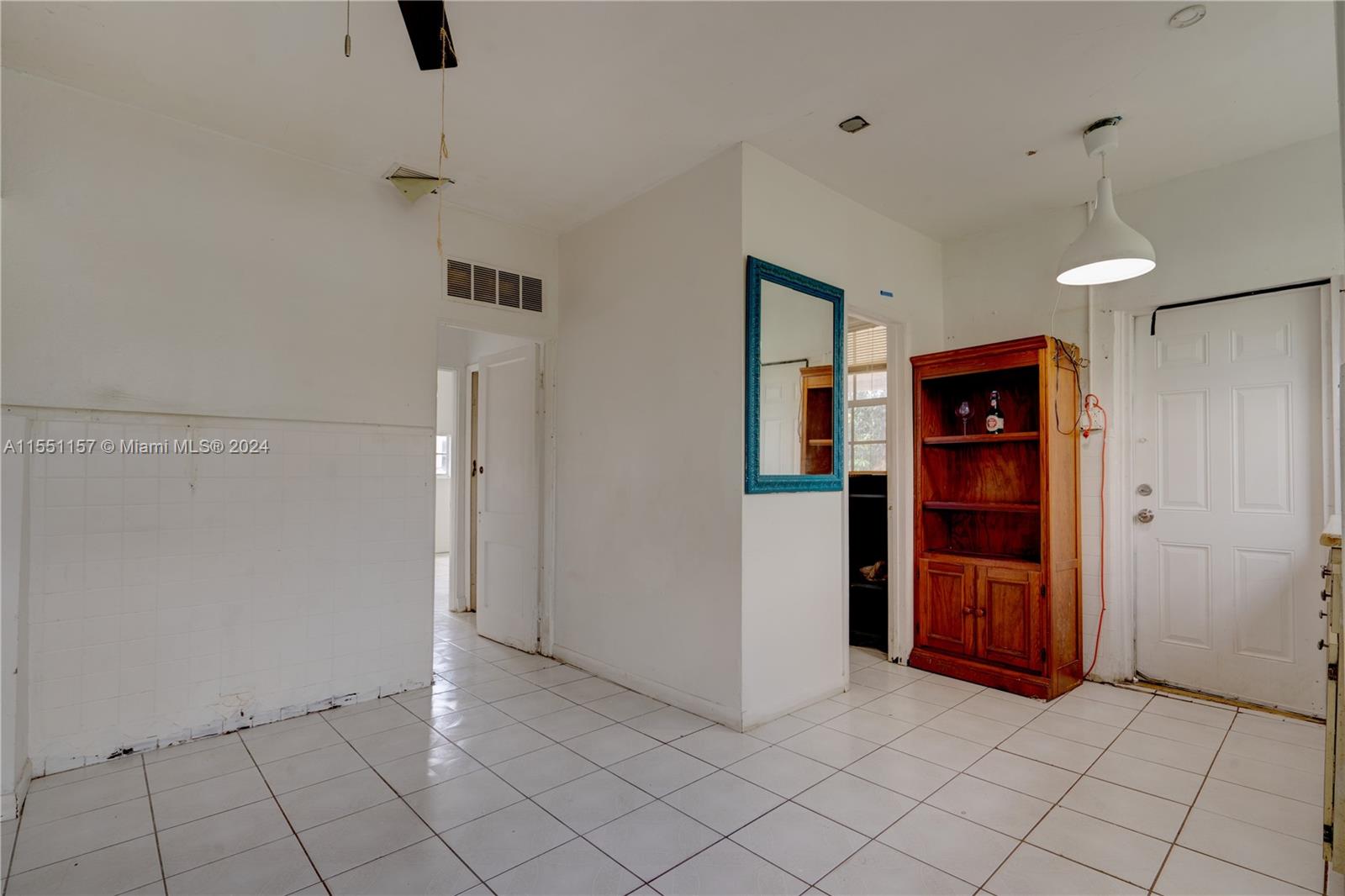 2420 34th St, Miami, FL, 33142 United States, 4 Bedrooms Bedrooms, ,4 BathroomsBathrooms,Residential,For Sale,34th St,A11551157