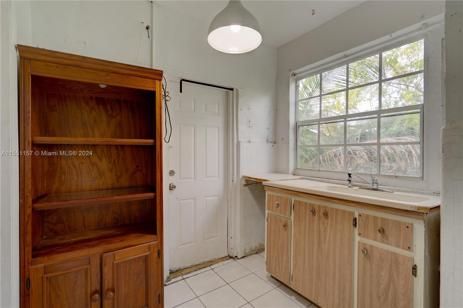 2420 34th St, Miami, FL, 33142 United States, 4 Bedrooms Bedrooms, ,4 BathroomsBathrooms,Residential,For Sale,34th St,A11551157