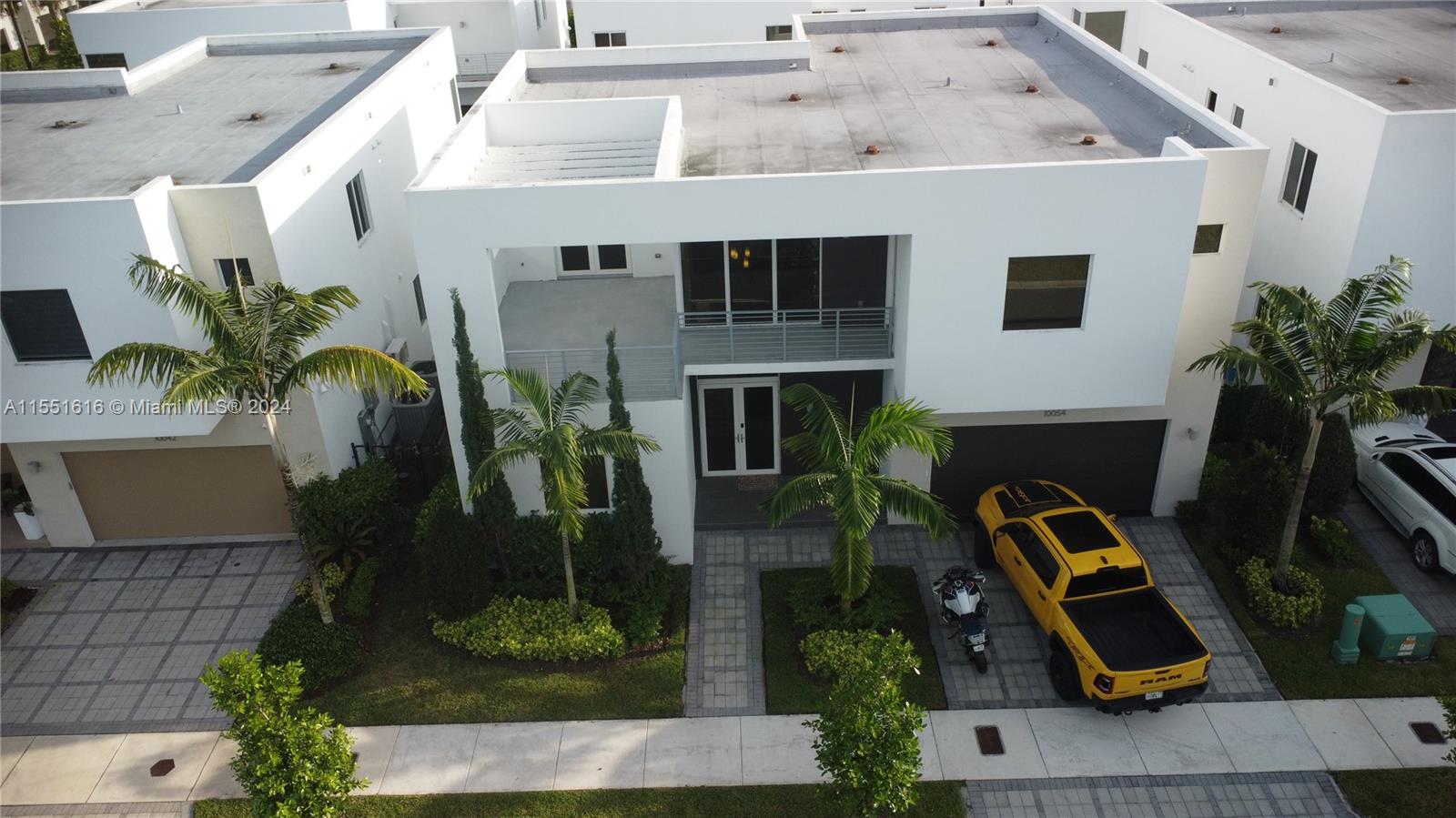 Doral, Florida 33178, 4 Bedrooms Bedrooms, ,4 BathroomsBathrooms,Residential,For Sale,A11551616