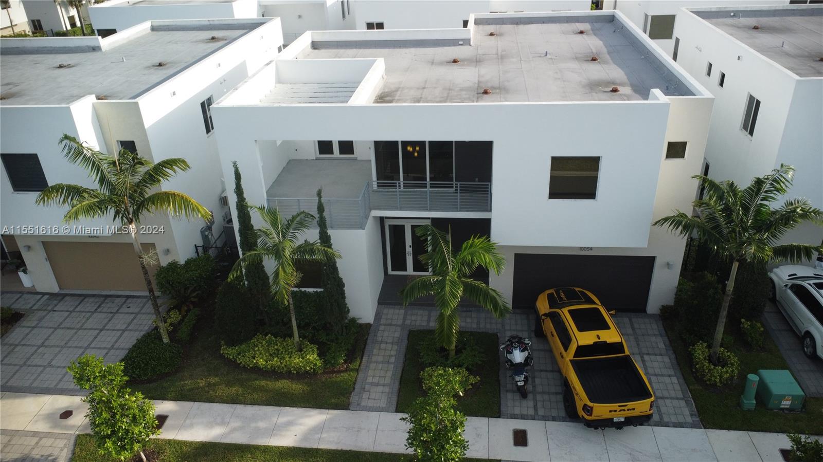 Doral, Florida 33178, 4 Bedrooms Bedrooms, ,4 BathroomsBathrooms,Residential,For Sale,A11551616