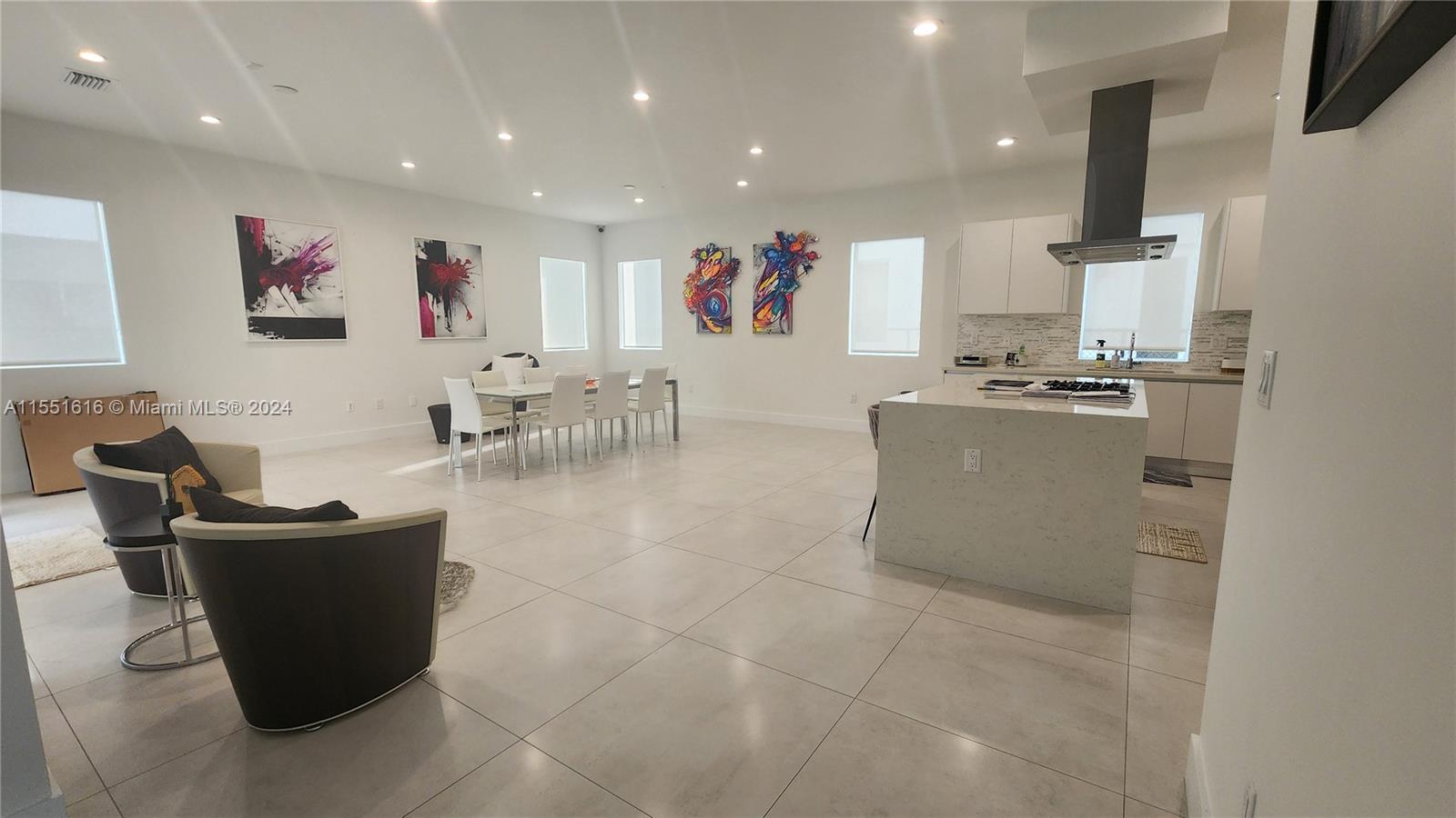 Doral, Florida 33178, 4 Bedrooms Bedrooms, ,4 BathroomsBathrooms,Residential,For Sale,A11551616