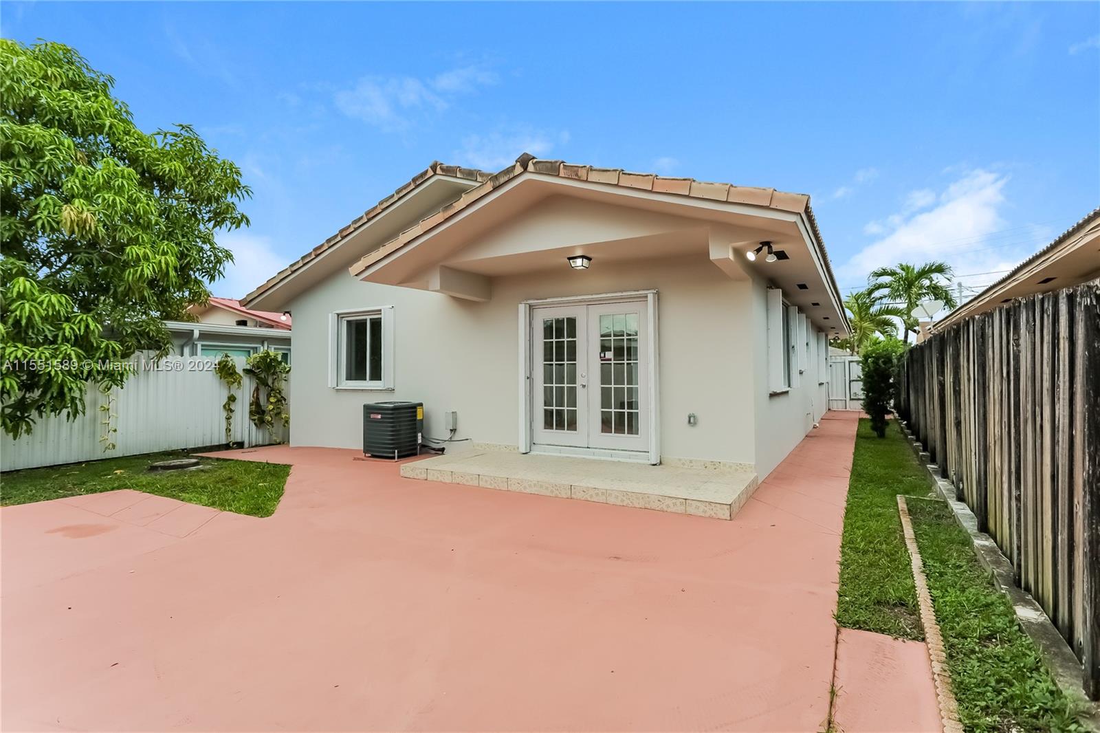 6746 15th St, Miami, FL, 33144 United States, 3 Bedrooms Bedrooms, ,2 BathroomsBathrooms,Residential,For Sale,15th St,A11551589