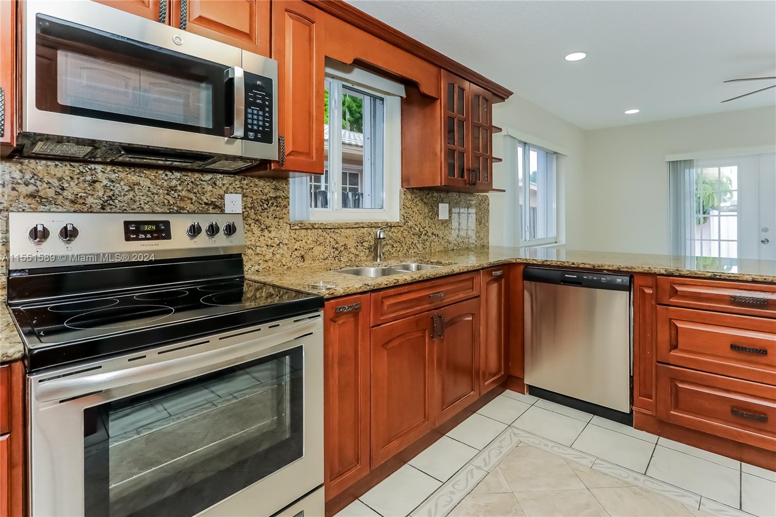 6746 15th St, Miami, FL, 33144 United States, 3 Bedrooms Bedrooms, ,2 BathroomsBathrooms,Residential,For Sale,15th St,A11551589