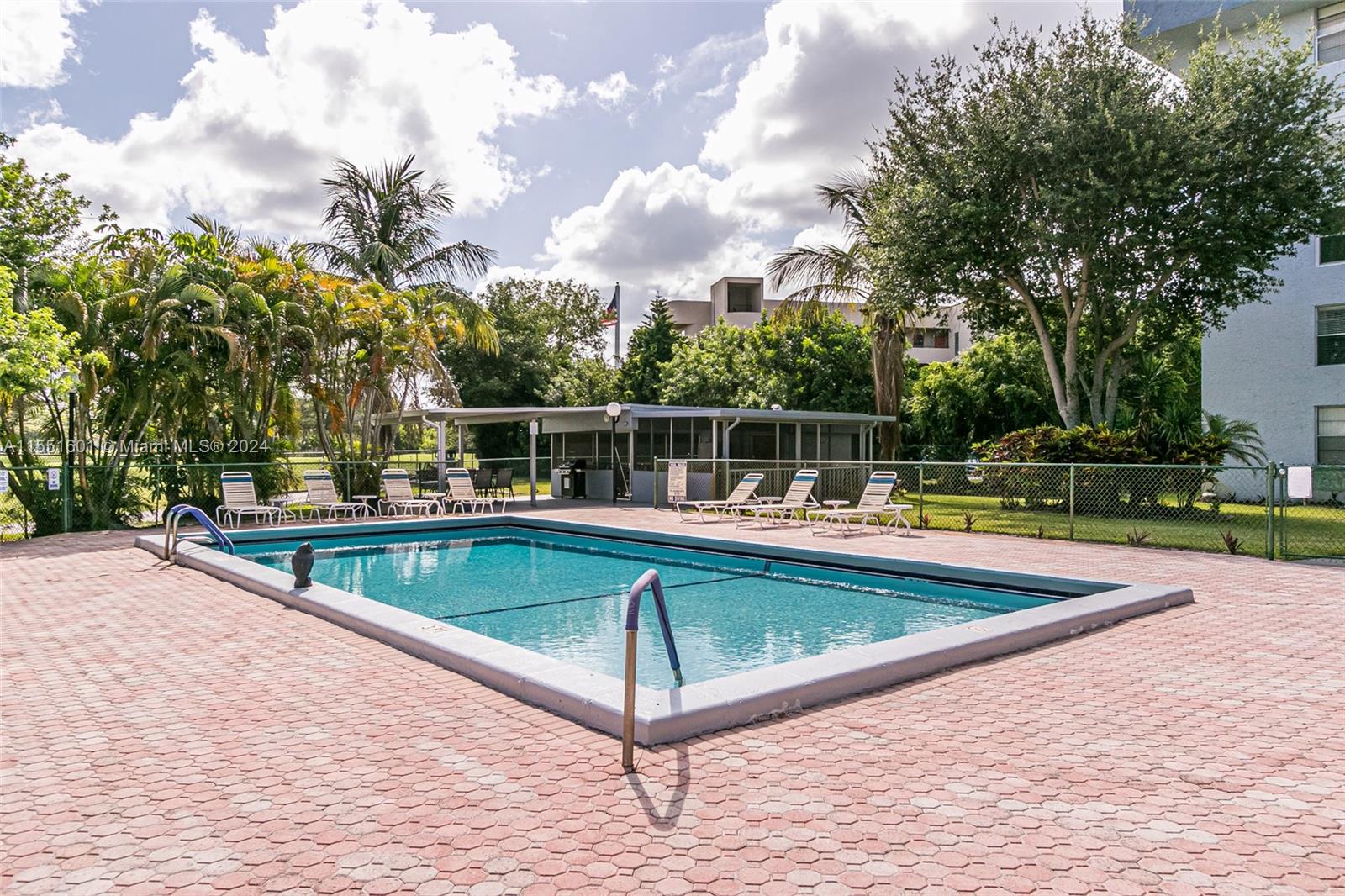 1402 80th Ave, Margate, FL, 33063 United States, 1 Bedroom Bedrooms, ,1 BathroomBathrooms,Residential,For Sale,80th Ave,A11551601