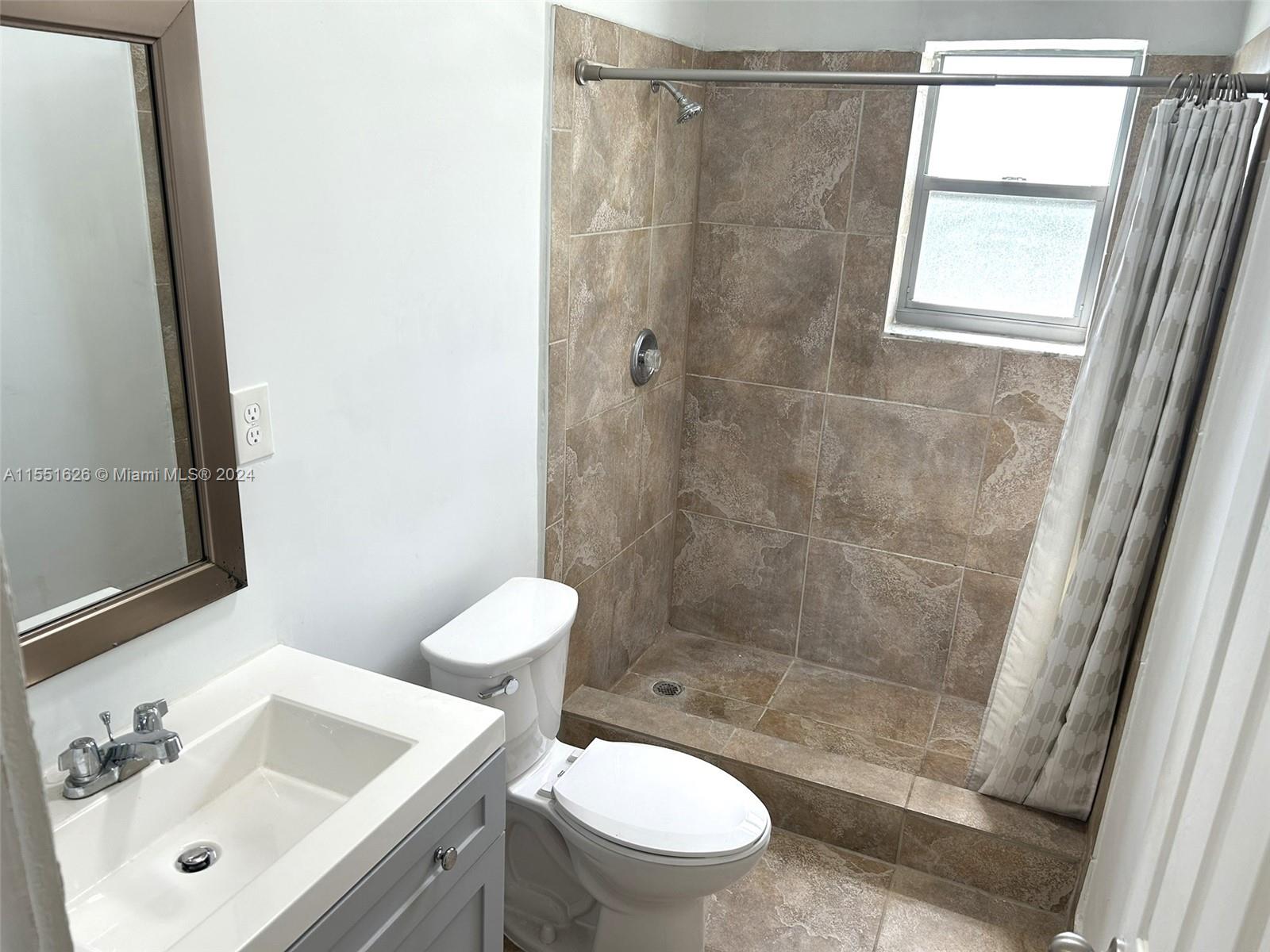 421 Grand Concourse 7, Miami Shores, Florida 33138, 2 Bedrooms Bedrooms, ,1 BathroomBathrooms,Residential,For Sale,421 Grand Concourse 7,A11551626