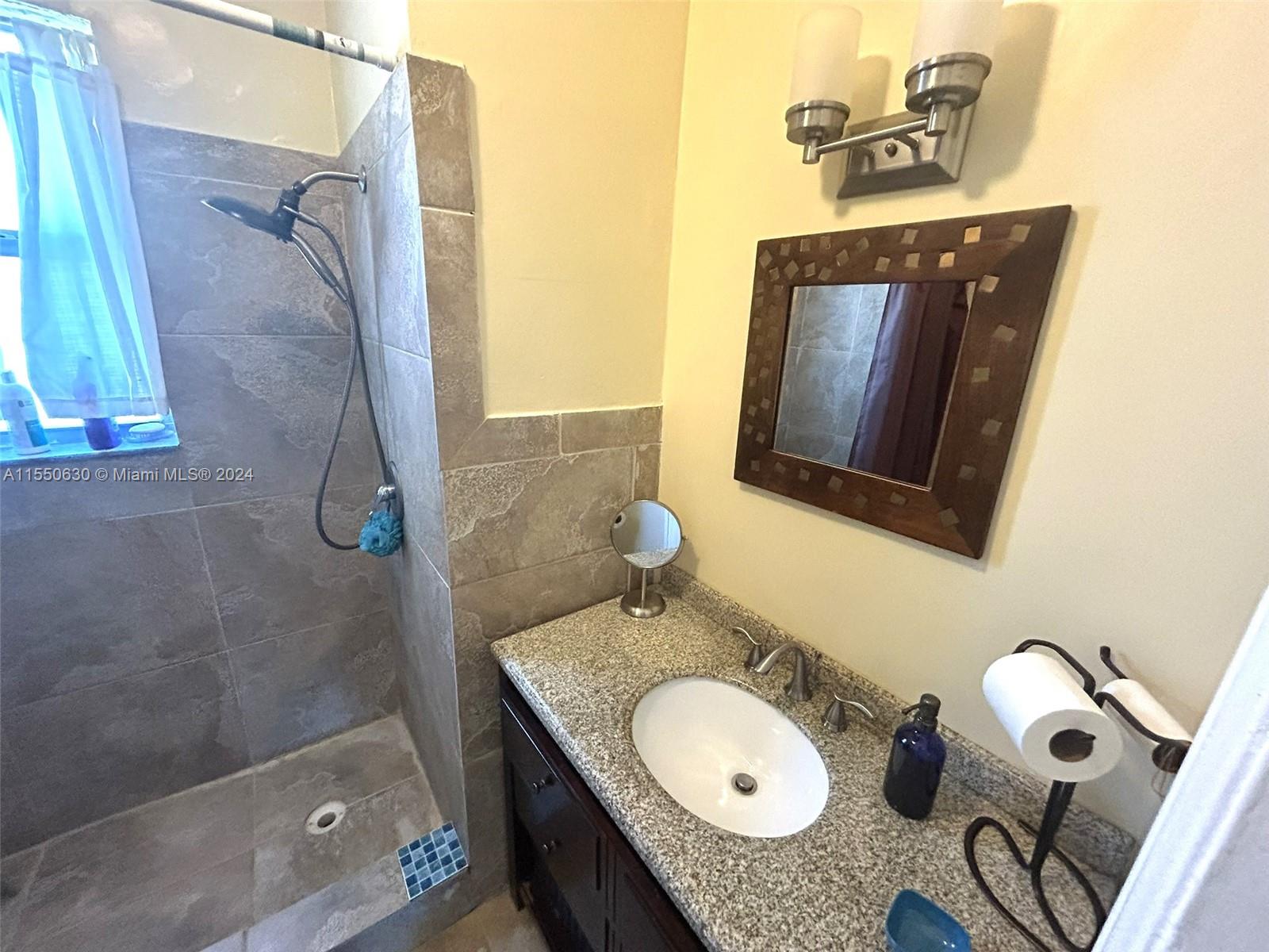 421 Grand Concourse 1, Miami Shores, Florida 33138, 1 Bedroom Bedrooms, ,1 BathroomBathrooms,Residential,For Sale,421 Grand Concourse 1,A11550630