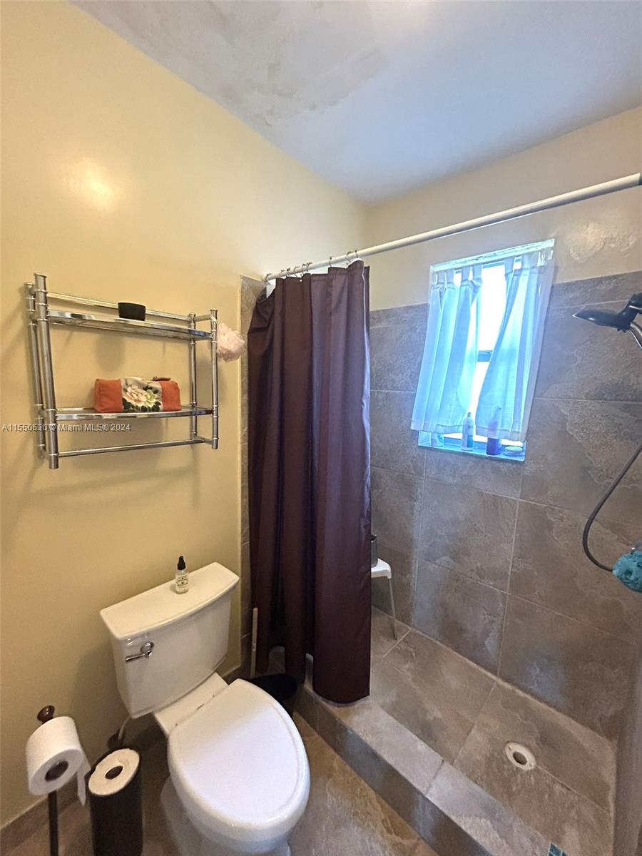 421 Grand Concourse 1, Miami Shores, Florida 33138, 1 Bedroom Bedrooms, ,1 BathroomBathrooms,Residential,For Sale,421 Grand Concourse 1,A11550630
