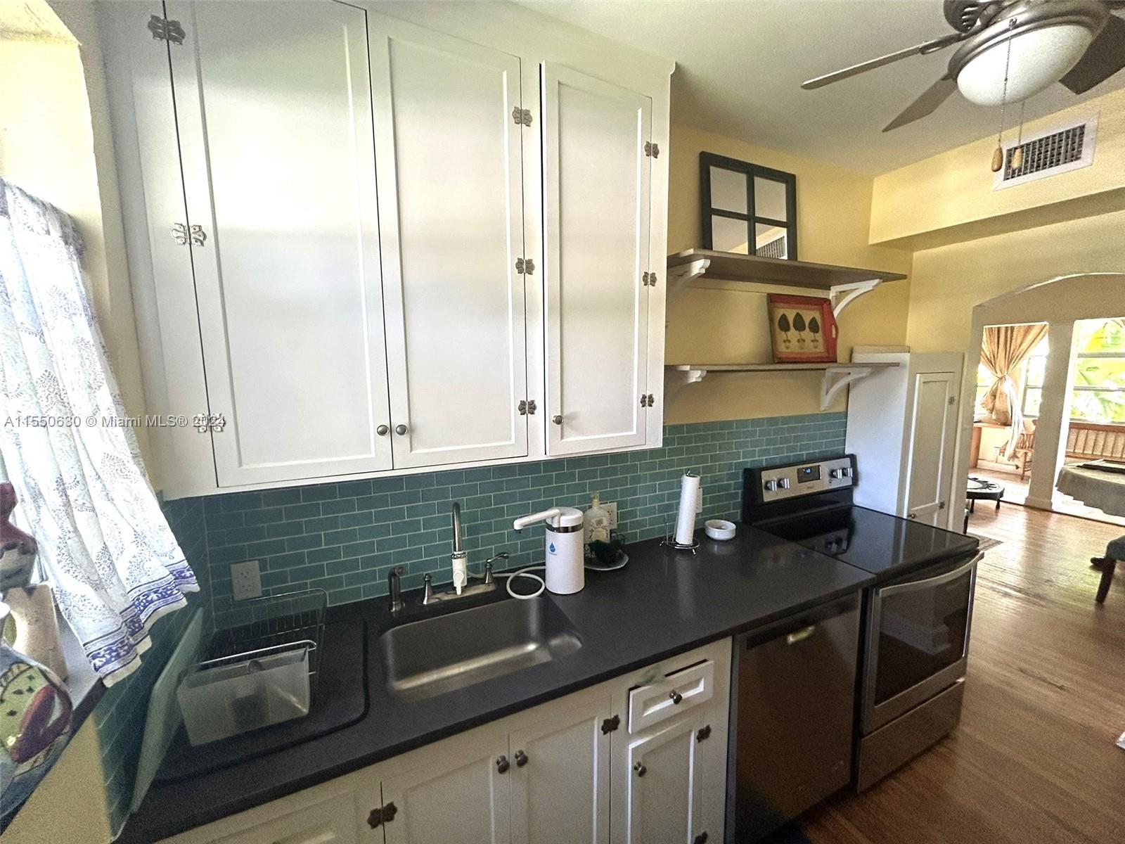 421 Grand Concourse 1, Miami Shores, Florida 33138, 1 Bedroom Bedrooms, ,1 BathroomBathrooms,Residential,For Sale,421 Grand Concourse 1,A11550630