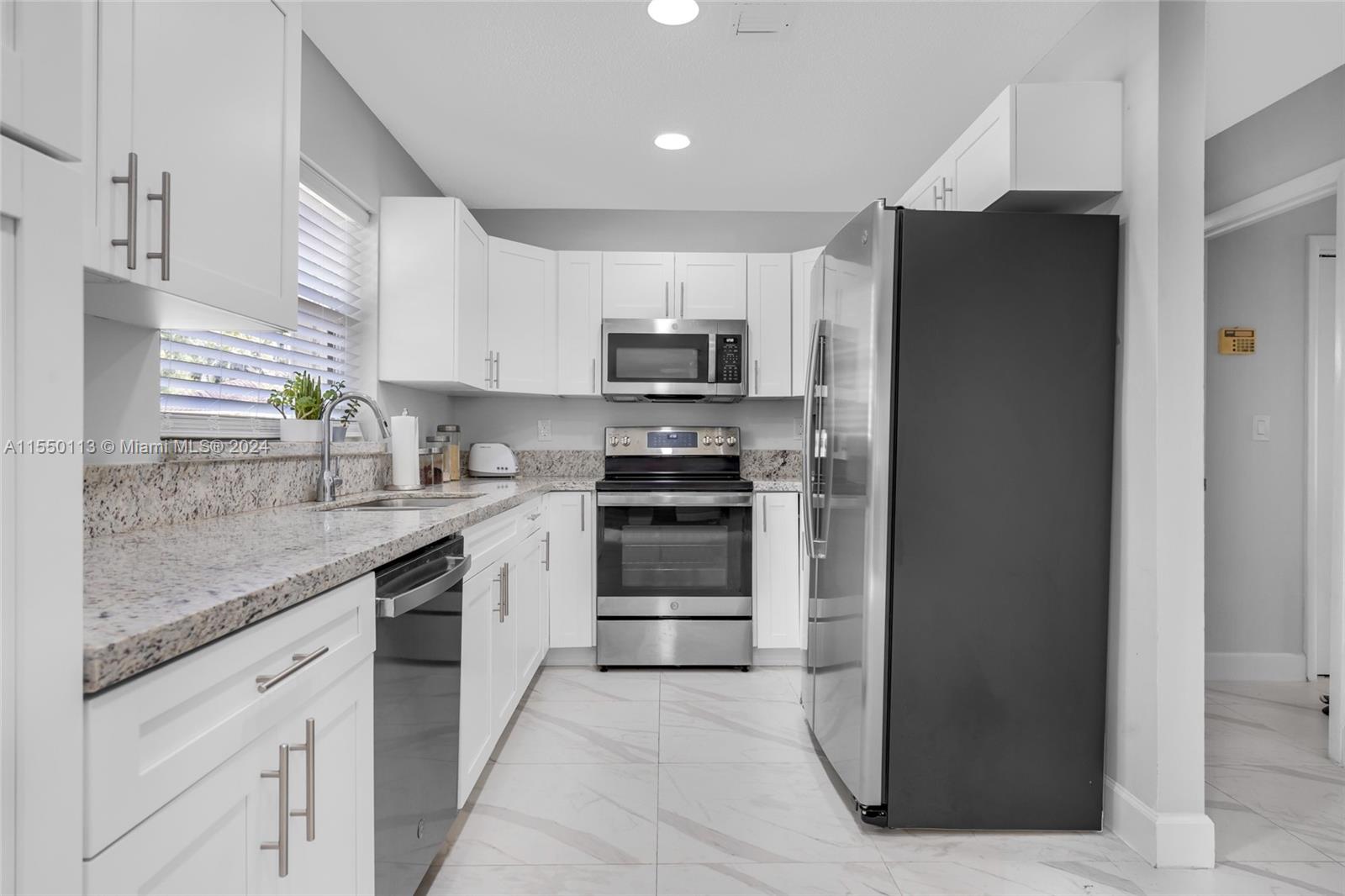 6001 40th St, Virginia Gardens, FL, 33166 United States, 3 Bedrooms Bedrooms, ,2 BathroomsBathrooms,Residential,For Sale,40th St,A11550113
