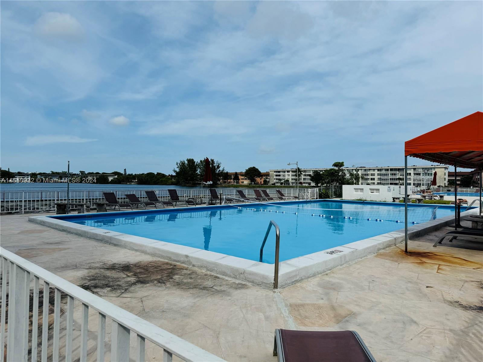 1301 NE Miami Gardens Dr 1515W, Miami, FL 33179, 2 Bedrooms Bedrooms, ,2 BathroomsBathrooms,Residential,For Sale,Miami Gardens Dr,A11550932