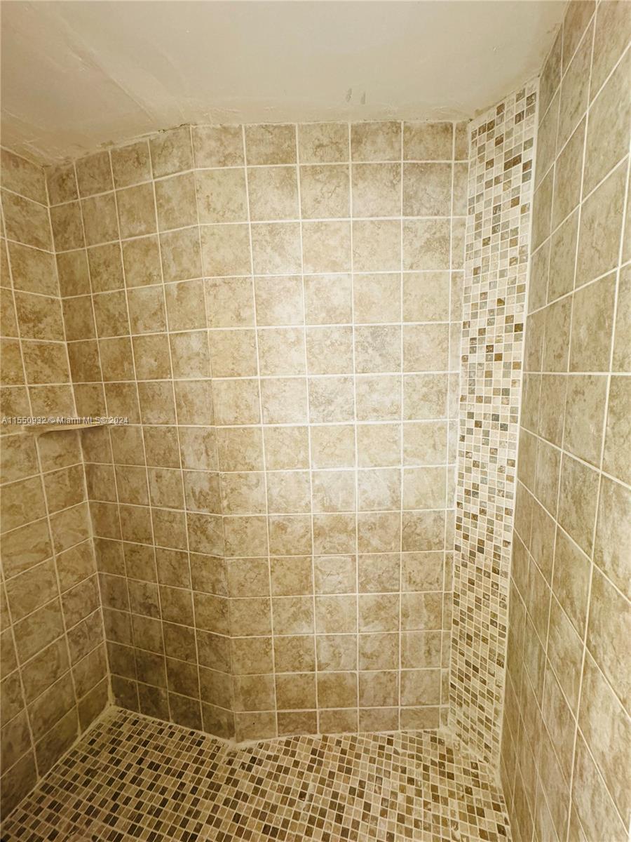 1301 NE Miami Gardens Dr 1515W, Miami, FL 33179, 2 Bedrooms Bedrooms, ,2 BathroomsBathrooms,Residential,For Sale,Miami Gardens Dr,A11550932