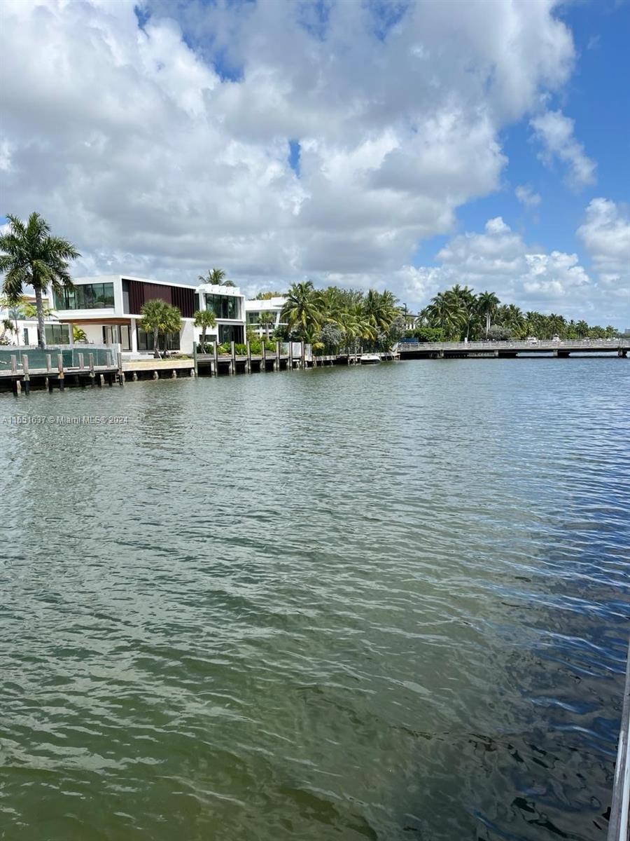 9500 Bay Harbor Dr, Bay Harbor Islands, FL, 33154 United States, 1 Bedroom Bedrooms, ,1 BathroomBathrooms,Residential,For Sale,Bay Harbor Dr,A11551637