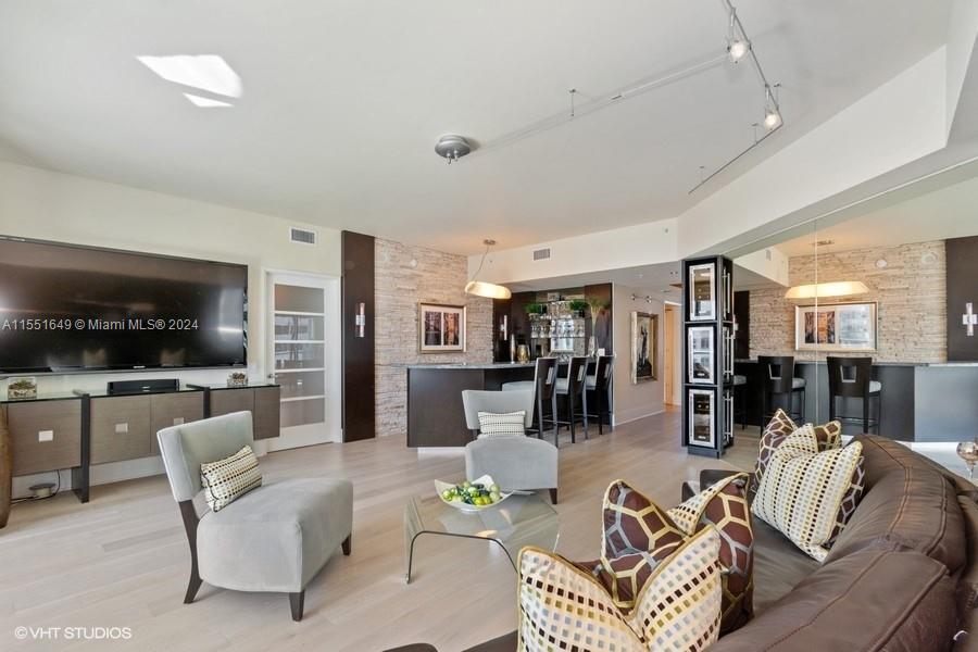 333 Las Olas Way 2406, Fort Lauderdale, Florida 33301, 2 Bedrooms Bedrooms, ,2 BathroomsBathrooms,Residential,For Sale,333 Las Olas Way 2406,A11551649