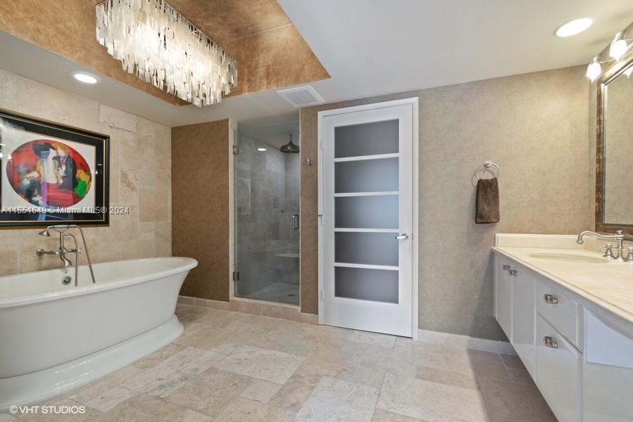 333 Las Olas Way 2406, Fort Lauderdale, Florida 33301, 2 Bedrooms Bedrooms, ,2 BathroomsBathrooms,Residential,For Sale,333 Las Olas Way 2406,A11551649