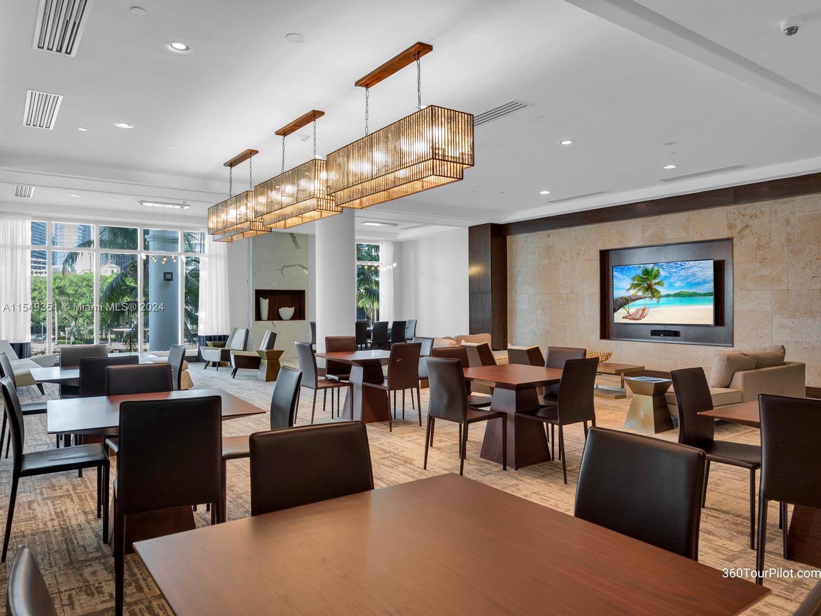 801 Brickell Key Blvd, Miami, FL, 33131 United States, 2 Bedrooms Bedrooms, ,2 BathroomsBathrooms,Residential,For Sale,Brickell Key Blvd,A11549351