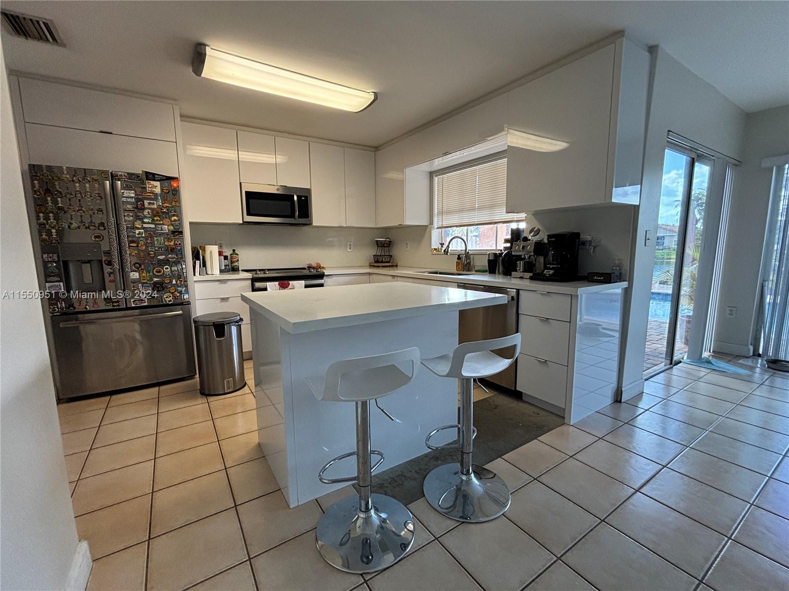 Miami, FL, 33196 United States, 3 Bedrooms Bedrooms, ,2 BathroomsBathrooms,Residential,For Sale,A11550951