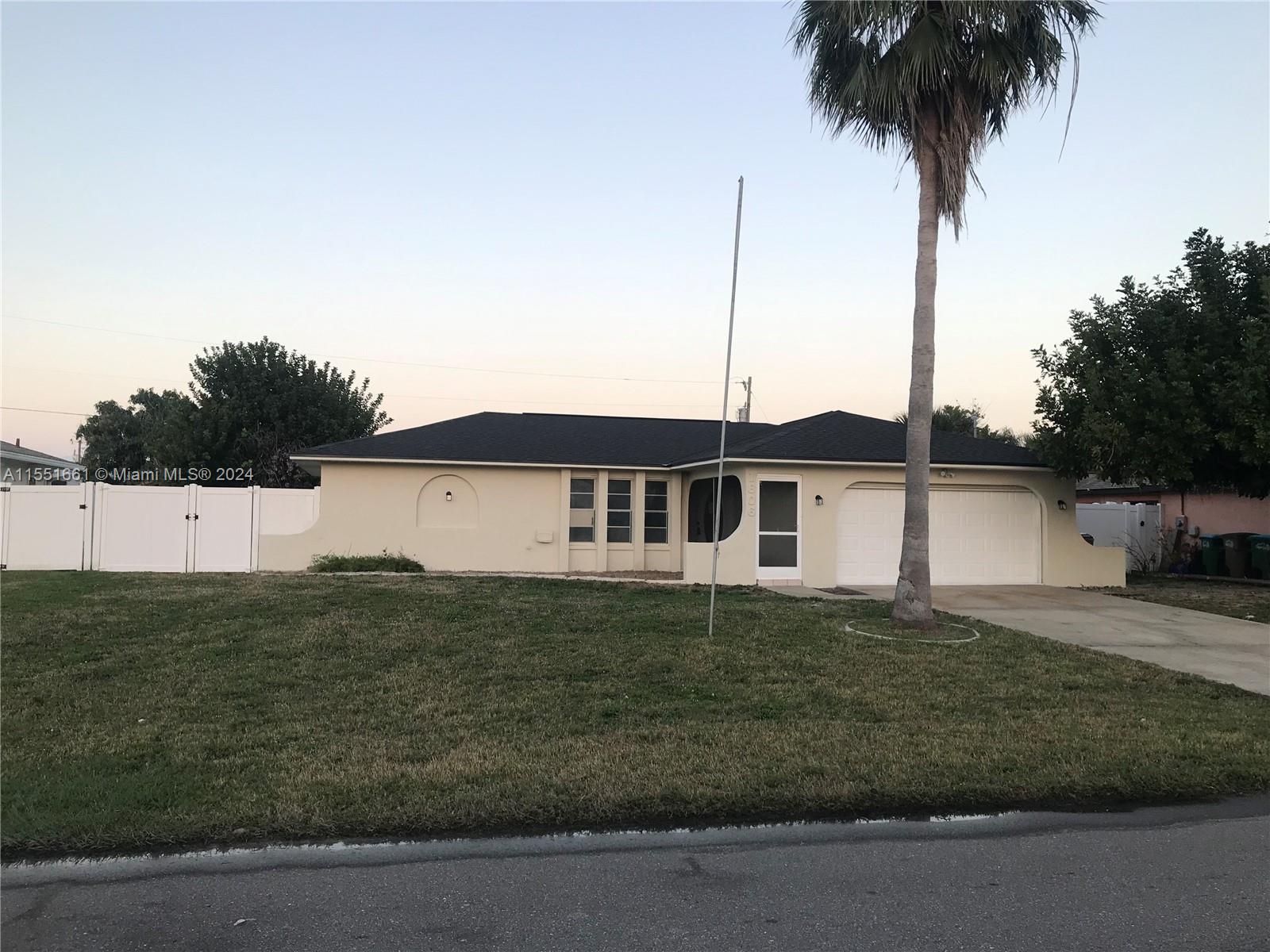 1806 SE 15 PL, Cape Coral, FL 33990