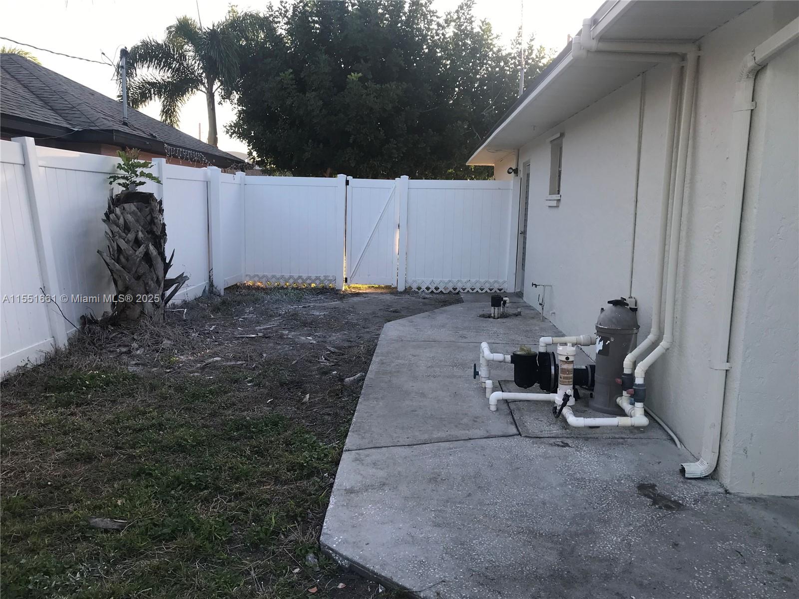 1806 15 PL, Cape Coral, FL, 33990 United States, 3 Bedrooms Bedrooms, ,2 BathroomsBathrooms,Residential,For Sale,15 PL,A11551661